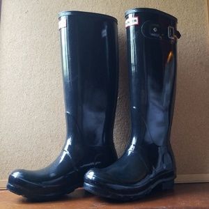 HUNTER rain boots